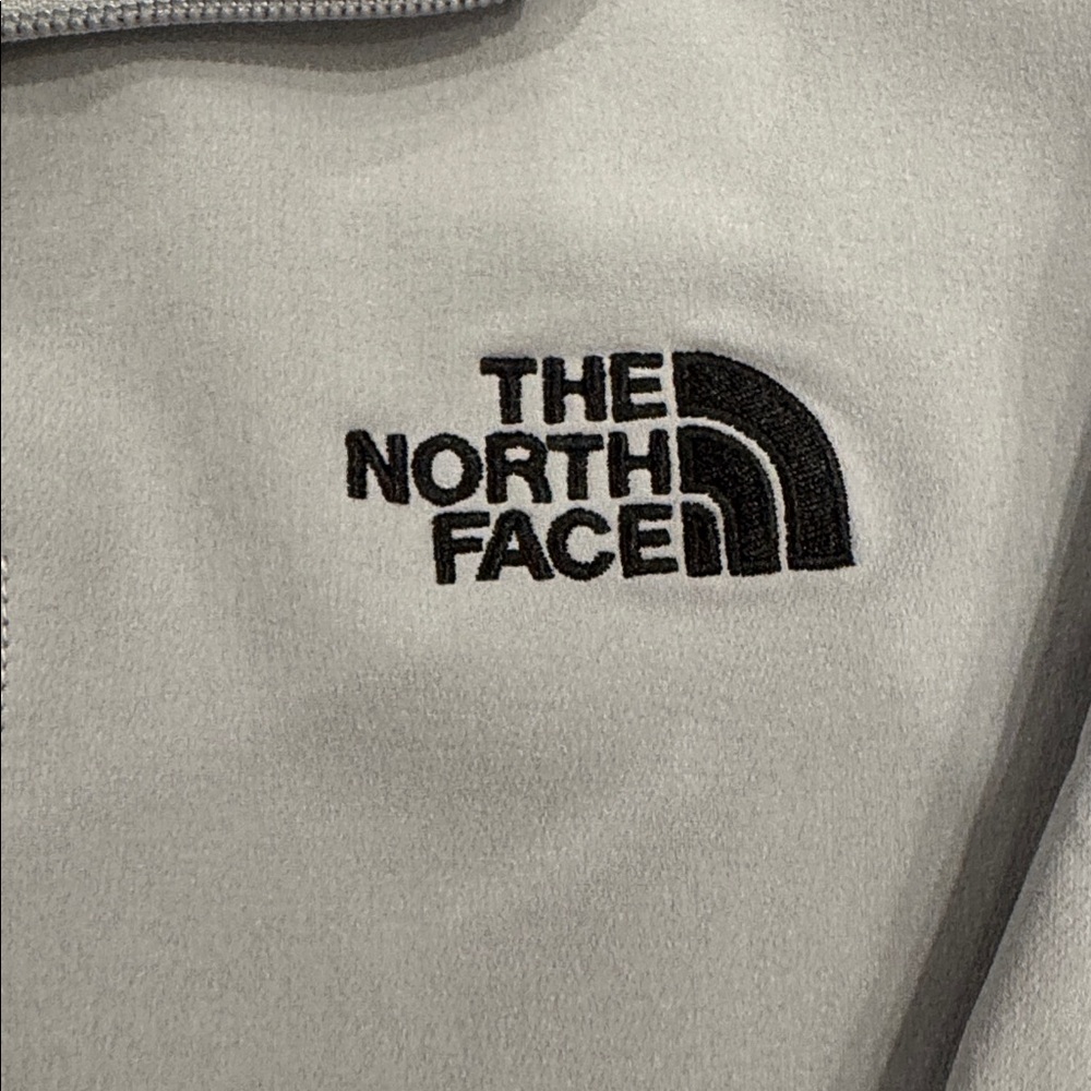 The North Face Men's Light Gray Performance Jacket - Picture 3 of 3